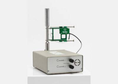 two_channel_analog_extensometer_signal_conditioner-Model_SGA-2_with_extensometer-uncrop-400x284.jpg