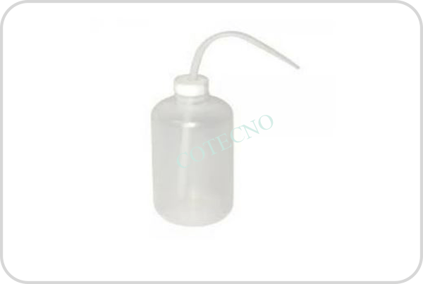 Pizeta plastica 250ml-1000 ml,polietileno con vaciador en la tapa - WP