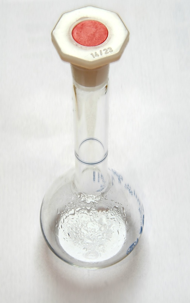Matraz aforado de vidrio 200ML, vidrio Boro 3.3 CLASE A