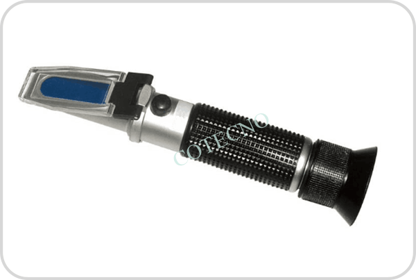 Refractometro 0-32% Brix cabeza de Cobre y cuerpo de Plstico.
