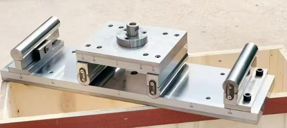 Dispositivo para pruebas de flexión para vigas de hormigon