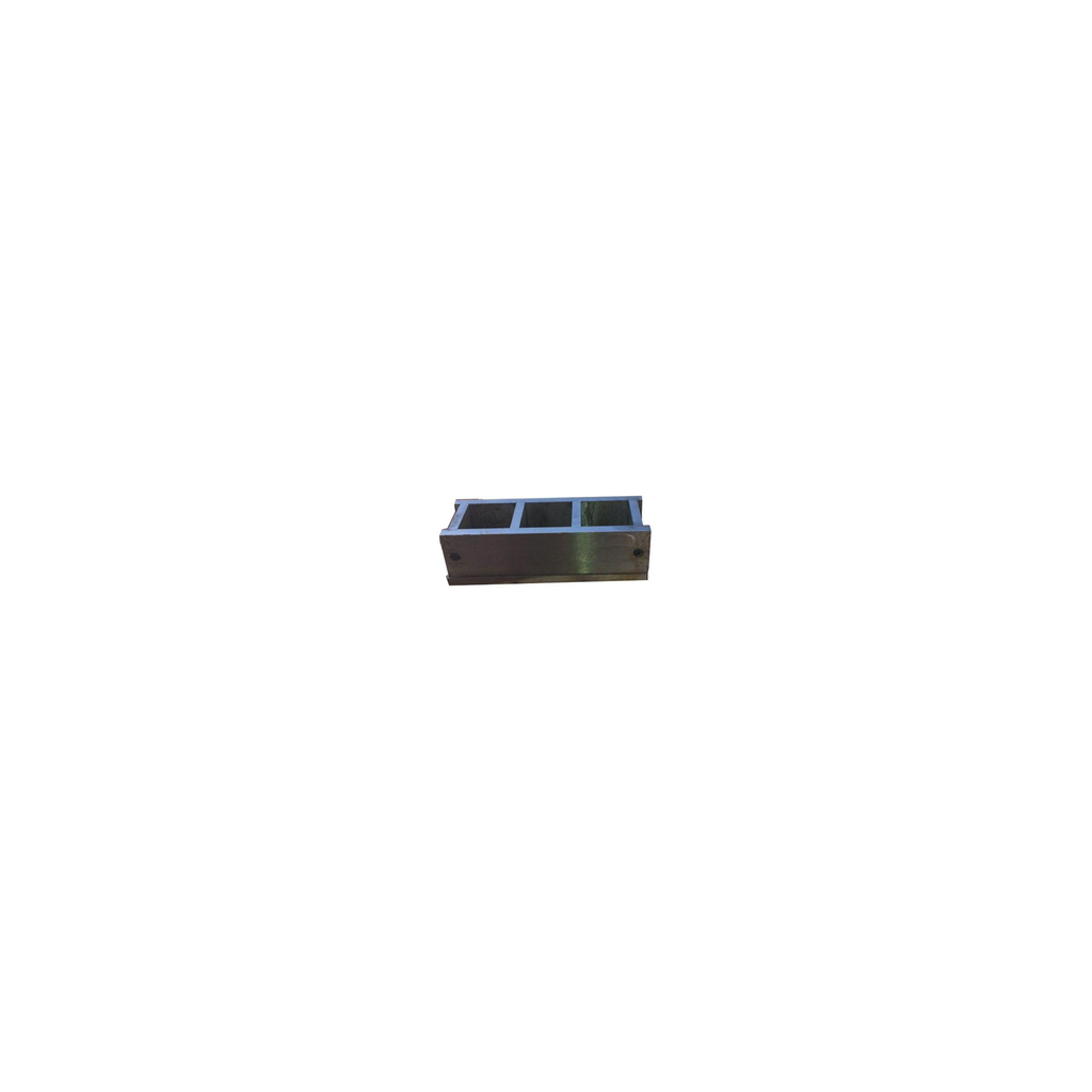 Molde cubico de tres espacios para hormigón