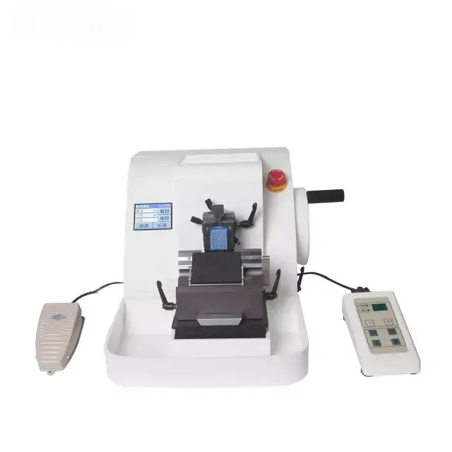 Microtomo totalmente automatico con pantalla tactil.