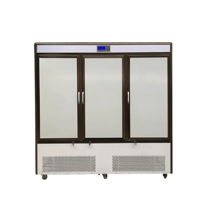 [B2-01-010362] Incubadora Climatica