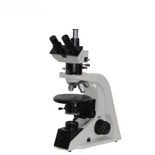 [b2-01-29-209] Microscopio de polarizacion trinocular.