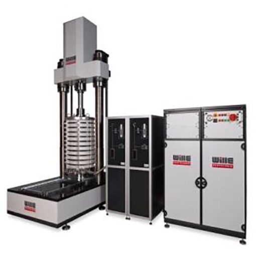 large servohydraulic triaxial testing system